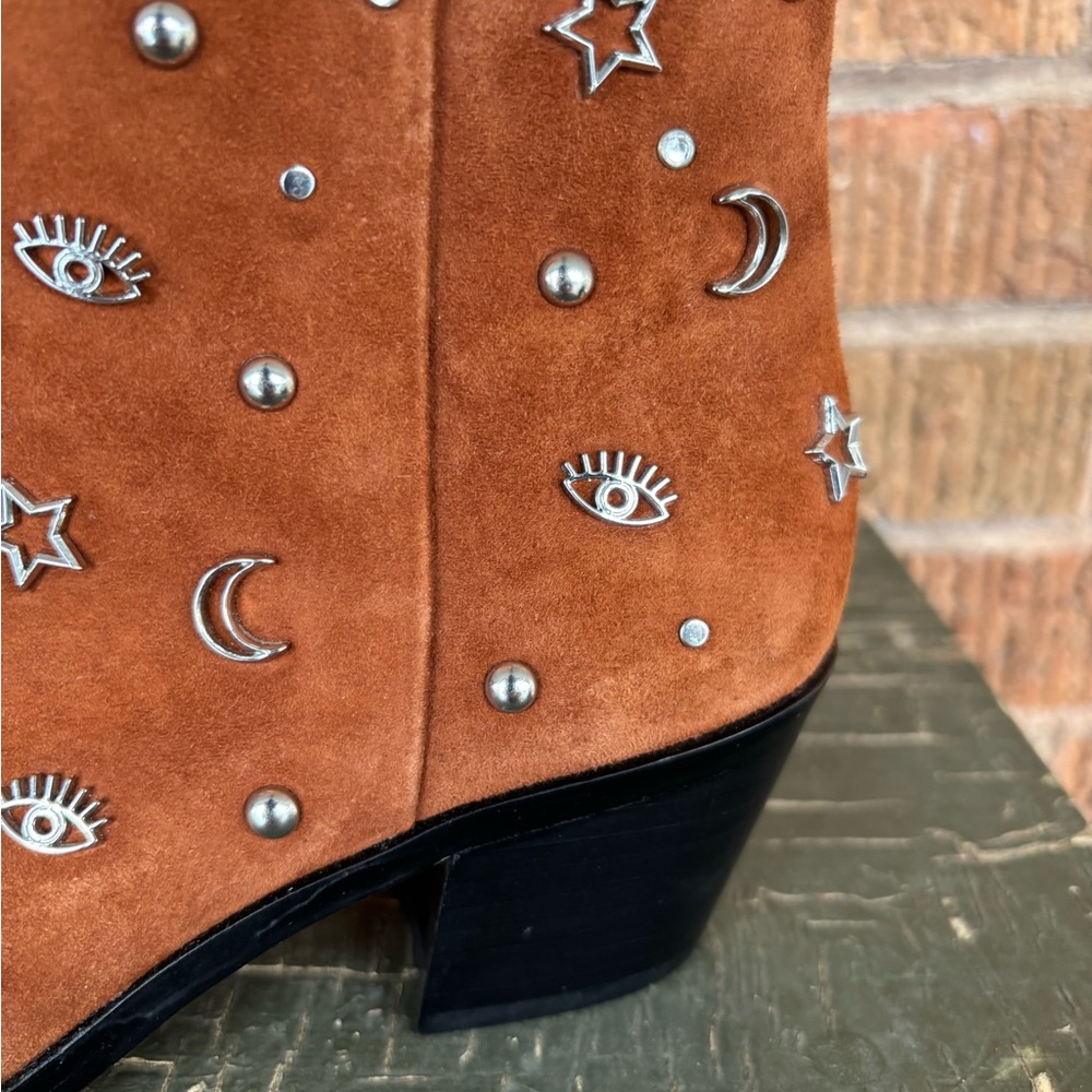 Rebecca Minkoff Lizzie Suede Booties Sz 6 Studded Moon Stars Brown Almond - Picture 4 of 13